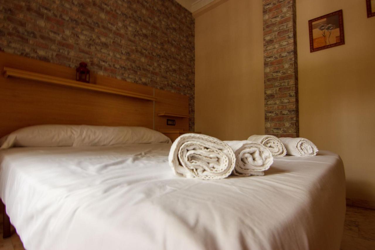 Rentalsevilla Centrico Apartamento Junto Al Guadalquivir Con Parking Coche Mediano Exterior foto