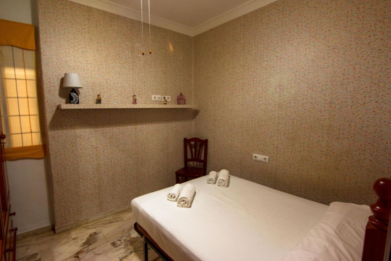 Rentalsevilla Centrico Apartamento Junto Al Guadalquivir Con Parking Coche Mediano Exterior foto